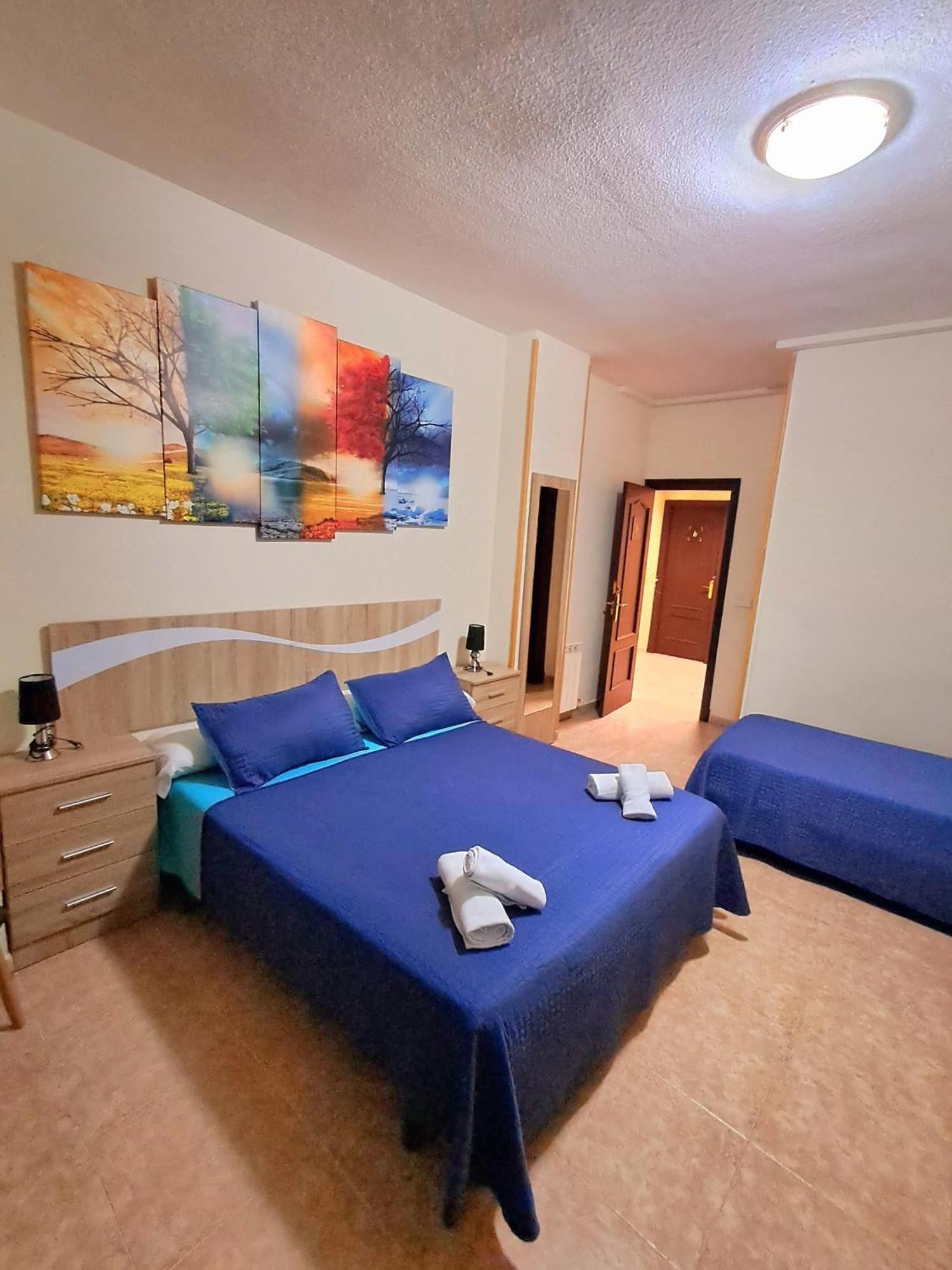 Hostal Dona Maria Valdemoro Zewnętrze zdjęcie