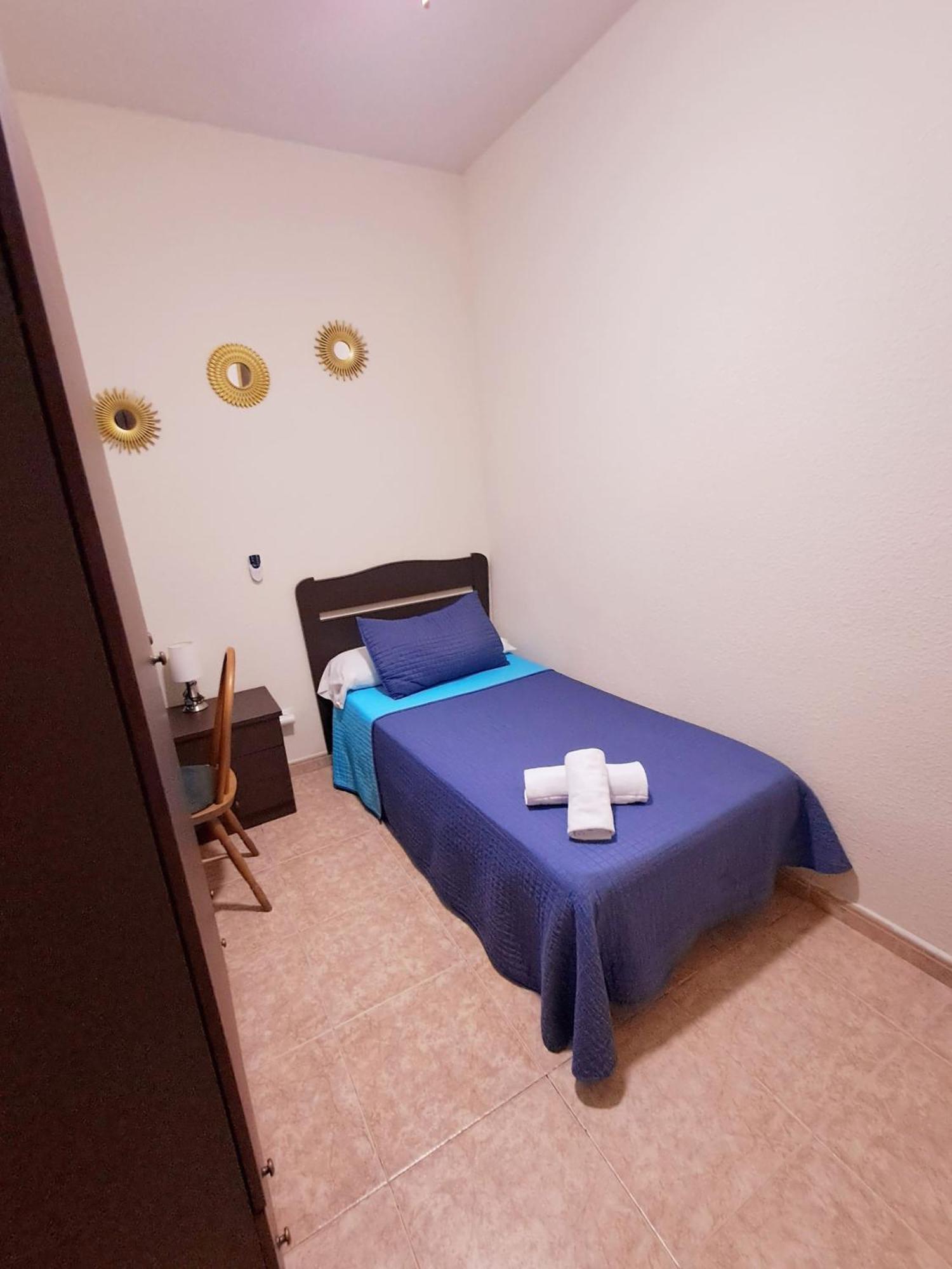 Hostal Dona Maria Valdemoro Zewnętrze zdjęcie